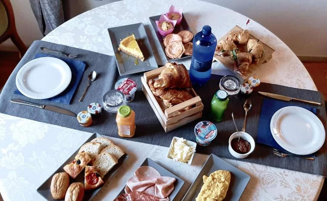 Sogno Proibito Hotell Meldola Eksteriør bilde